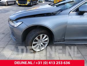 Volvo V90 II 2.0 D4 16V Épave (2019, Gris)