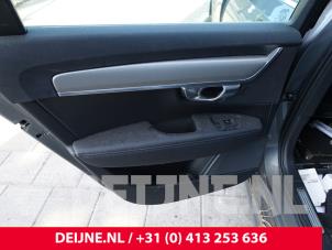 Volvo V90 II 2.0 D4 16V Épave (2019, Gris)