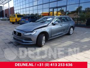 Volvo V90 II 2.0 D4 16V Épave (2019, Gris)