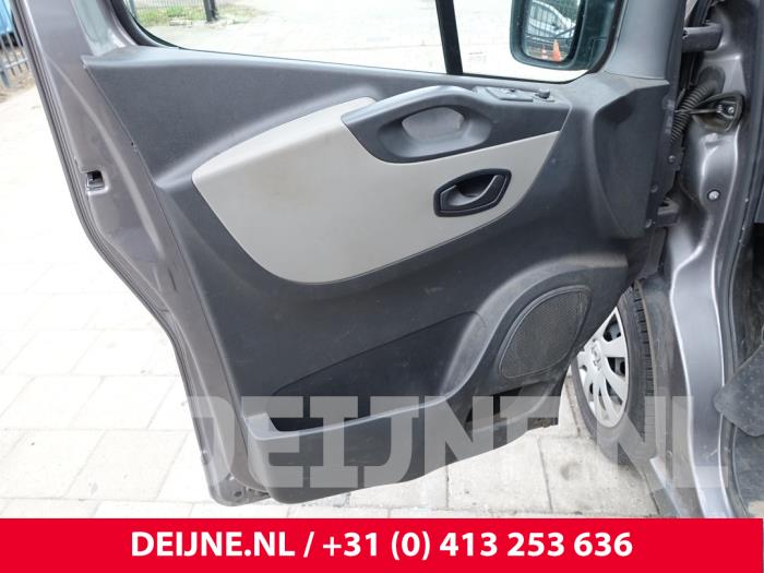Renault Trafic 1.6 dCi Twin Turbo Épave (2017, Foncé, Gris)