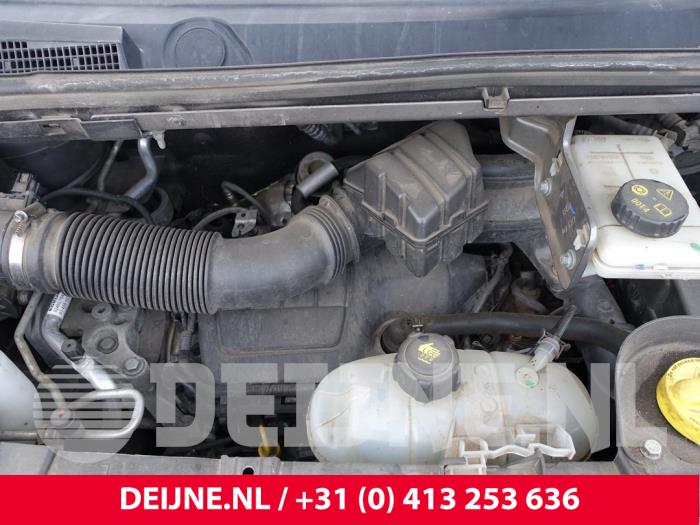 Renault Trafic 1.6 dCi Twin Turbo Épave (2017, Foncé, Gris)