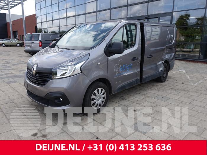 Renault Trafic 1.6 dCi Twin Turbo Épave (2017, Foncé, Gris)