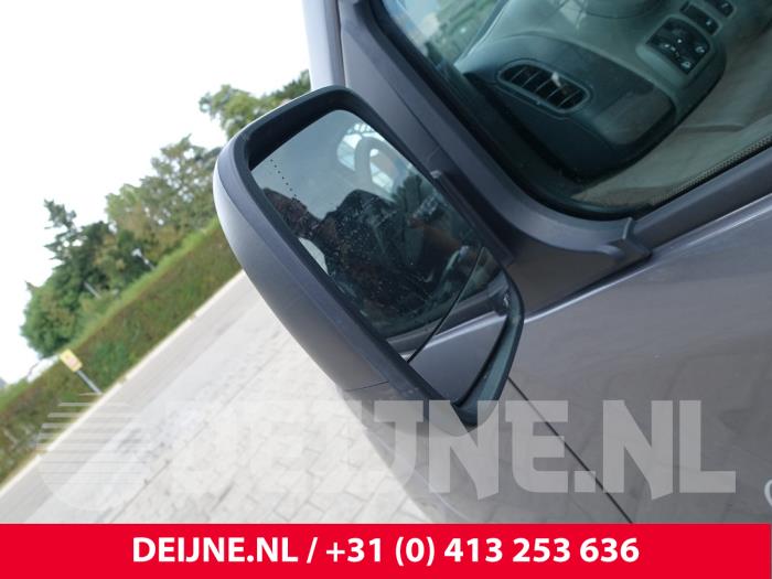 Renault Trafic 1.6 dCi Twin Turbo Épave (2017, Foncé, Gris)