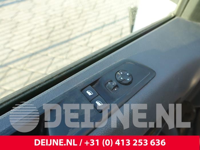 Opel Vivaro 2.0 CDTI 122 Épave (2020, Blanc)
