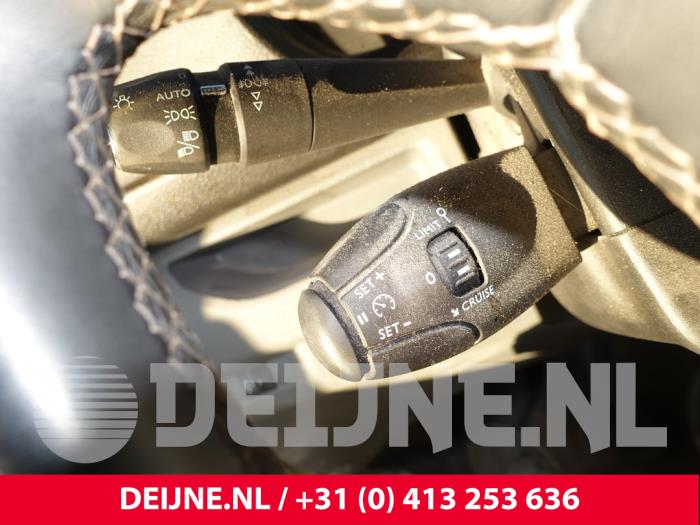 Opel Vivaro 2.0 CDTI 122 Épave (2020, Blanc)