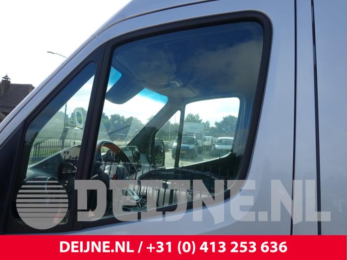 Mercedes Sprinter 3,5t 319 CDI 3.0 V6 24V RWD Vehículo de desguace (2021, Gris plateado)