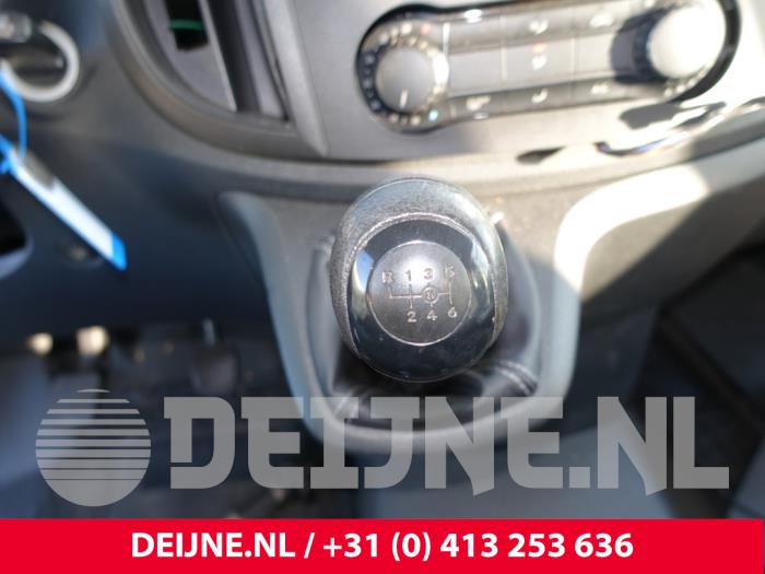 Mercedes Vito Tourer 1.6 109 CDI 16V Samochód złomowany (2017, Bialy)