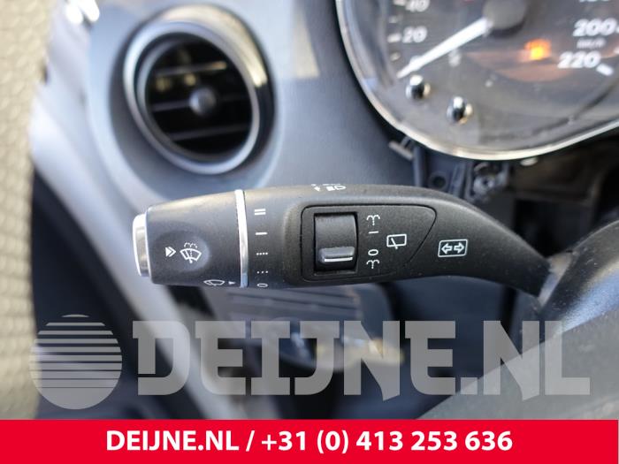 Mercedes Vito Tourer 1.6 109 CDI 16V Samochód złomowany (2017, Bialy)