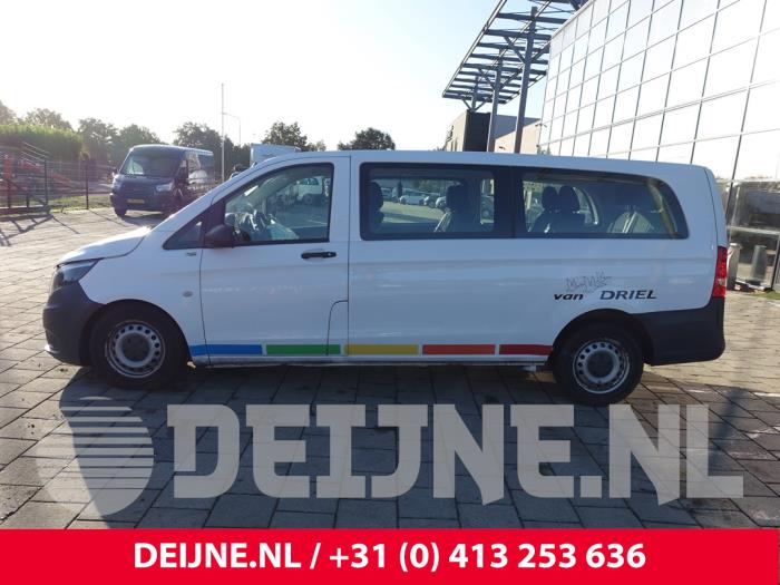 Mercedes Vito Tourer 1.6 109 CDI 16V Samochód złomowany (2017, Bialy)