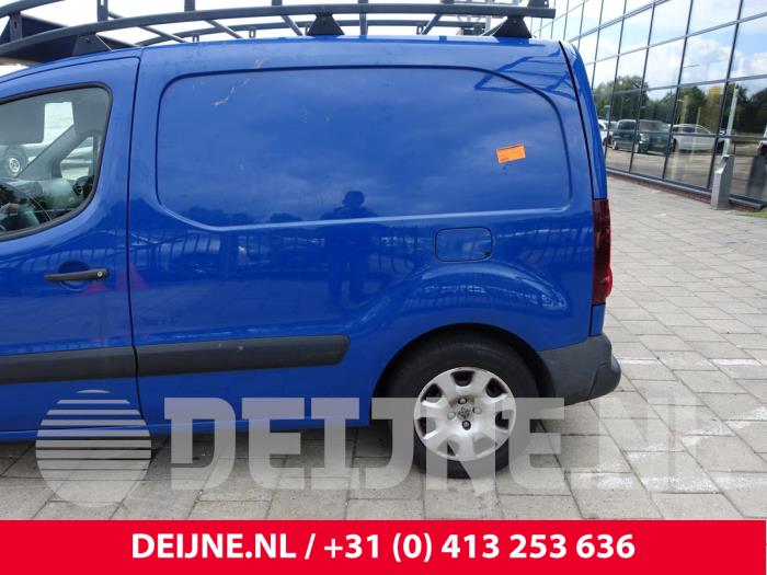 Peugeot Partner 1.6 HDI 75 Phase 2 Samochód złomowany (2015, Niebieski)
