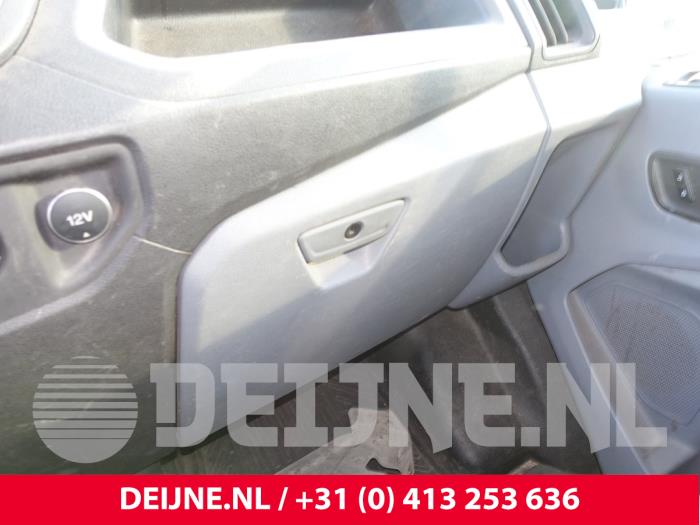 Ford Transit 2.2 TDCi 16V Samochód złomowany (2016, Granit)