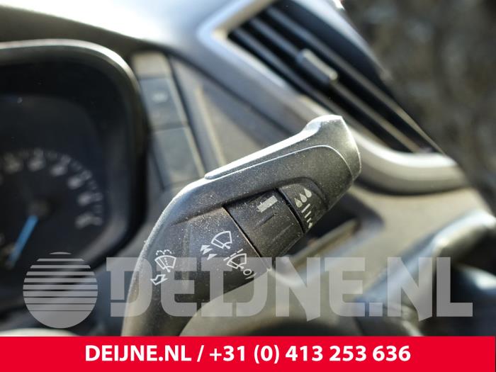 Ford Transit 2.2 TDCi 16V Samochód złomowany (2016, Granit)