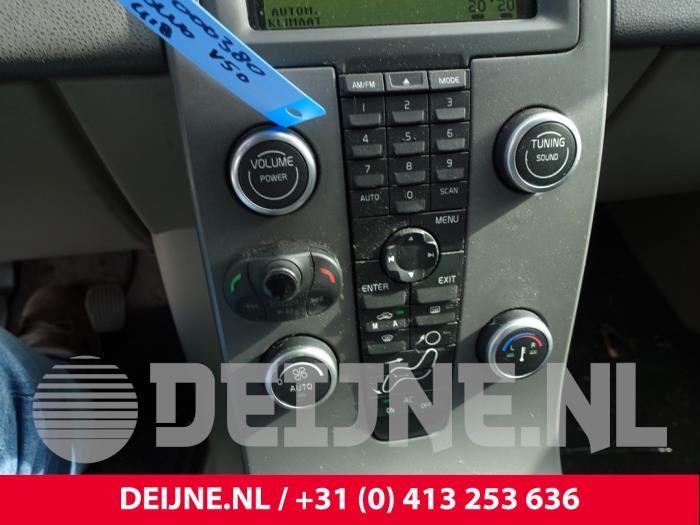 Volvo V50 1.6 D 16V Samochód złomowany (2008, Szary)