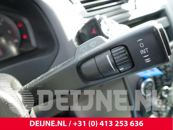 Volvo V50 1.6 D 16V Samochód złomowany (2008, Szary)