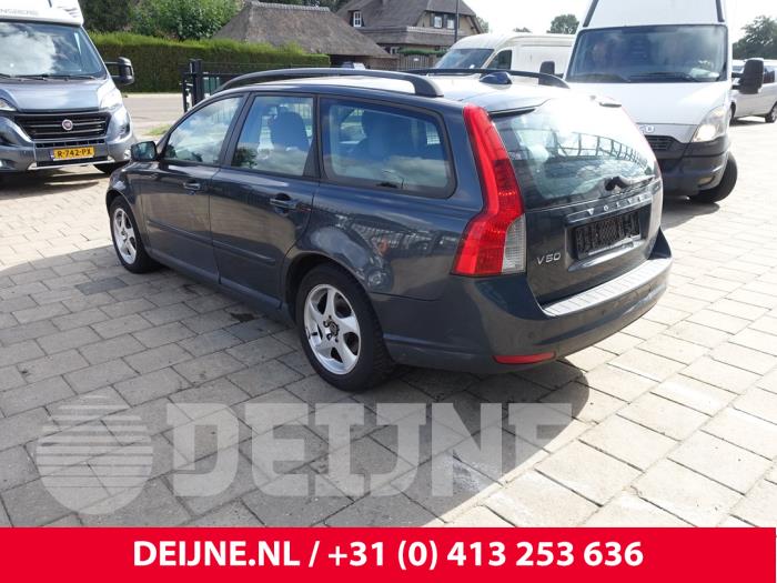 Volvo V50 1.6 D 16V Samochód złomowany (2008, Szary)