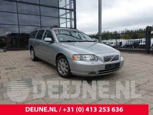 Volvo V70 2.4 D5 20V  (Rozbiórka)