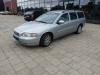 Volvo V70 2.4 D5 20V Samochód złomowany (2008, Szary)