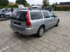 Volvo V70 2.4 D5 20V Samochód złomowany (2008, Szary)