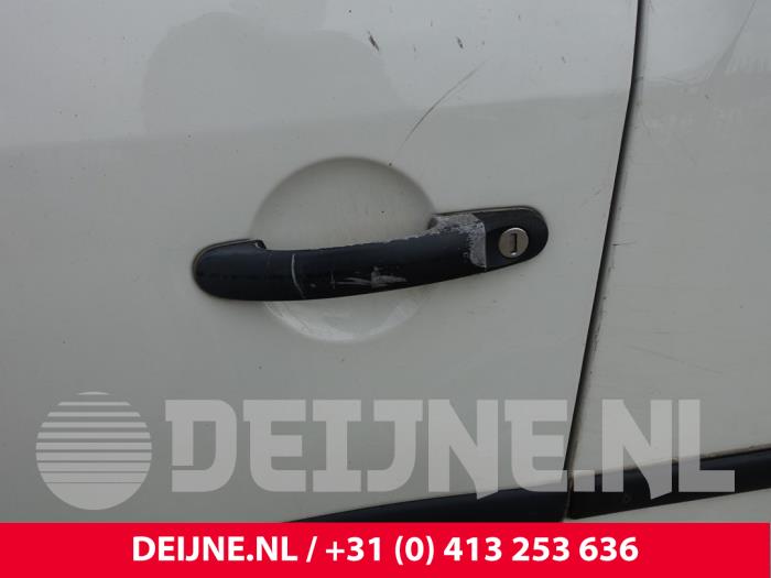 Volkswagen Caddy III 1.9 TDI Samochód złomowany (2004, Bialy)