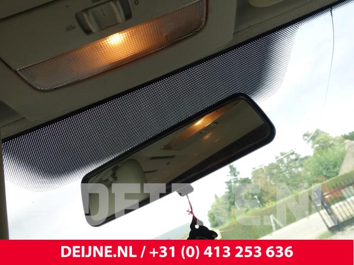 Volkswagen Caddy III 1.9 TDI Samochód złomowany (2004, Bialy)