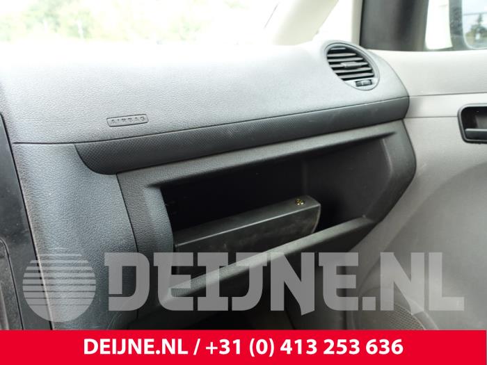 Volkswagen Caddy III 1.9 TDI Samochód złomowany (2004, Bialy)