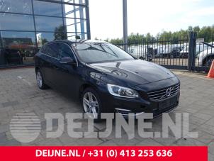 Volvo V60 I 2.4 D6 20V Plug-in Hybrid AWD  (Rozbiórka)