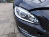 Volvo V60 I 2.4 D6 20V Plug-in Hybrid AWD Samochód złomowany (2014, Czarny)