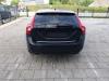 Volvo V60 I 2.4 D6 20V Plug-in Hybrid AWD Samochód złomowany (2014, Czarny)