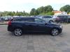 Volvo V60 I 2.4 D6 20V Plug-in Hybrid AWD Samochód złomowany (2014, Czarny)