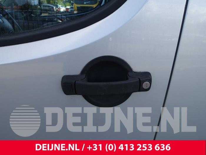 Fiat Doblo Cargo 1.3 D 16V Multijet DPF Samochód złomowany (2009, Srebrnoszary)