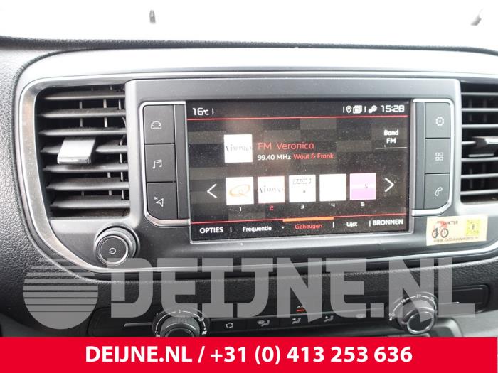 Citroen Jumpy 2.0 Blue HDI 145 Samochód złomowany (2022, Bialy)