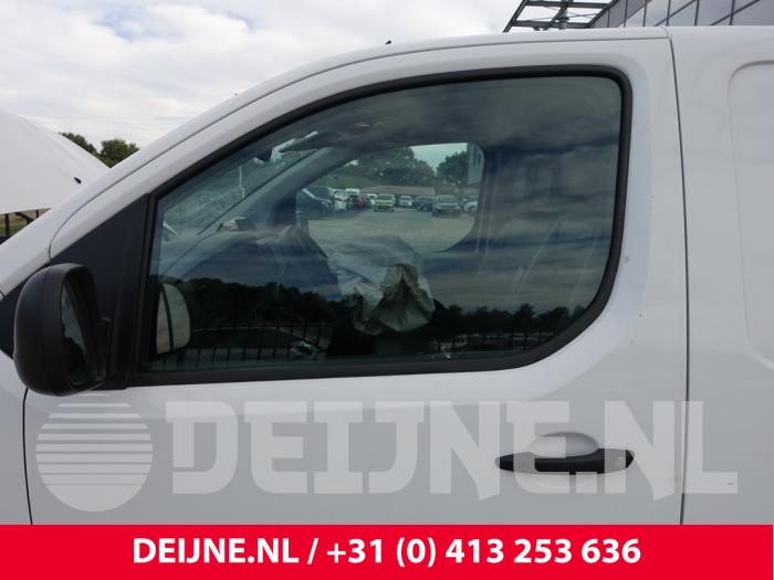 Citroen Jumpy 2.0 Blue HDI 145 Samochód złomowany (2022, Bialy)