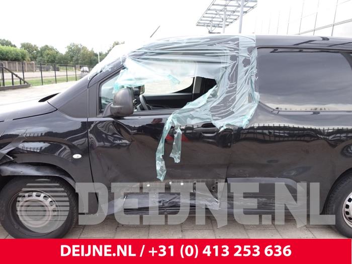 Peugeot Partner 1.5 BlueHDi 100 Samochód złomowany (2020, Czarny)