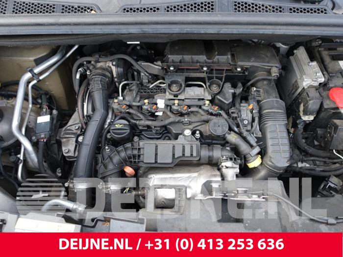 Peugeot Partner 1.5 BlueHDi 100 Samochód złomowany (2020, Czarny)