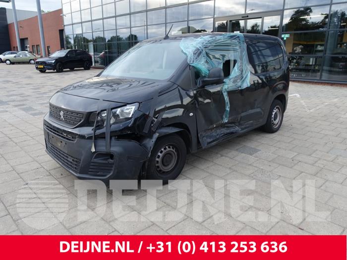 Peugeot Partner 1.5 BlueHDi 100 Samochód złomowany (2020, Czarny)
