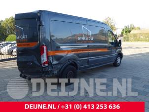 Ford Transit 2.0 TDCi 16V Eco Blue 170 Épave (2017, Foncé, Gris)