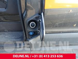 Ford Transit 2.0 TDCi 16V Eco Blue 170 Épave (2017, Foncé, Gris)