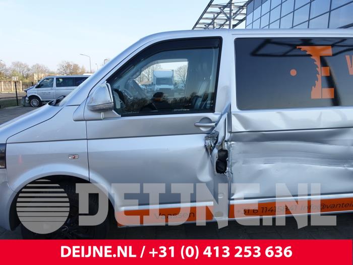 Volkswagen Transporter T5 2.0 BiTDI DRF Épave (2011, Métallisé, Gris argenté)