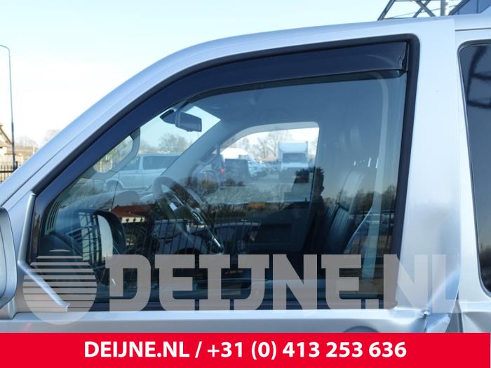 Volkswagen Transporter T5 2.0 BiTDI DRF Épave (2011, Métallisé, Gris argenté)