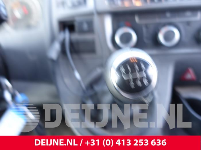 Volkswagen Transporter T5 2.0 BiTDI DRF Épave (2011, Métallisé, Gris argenté)