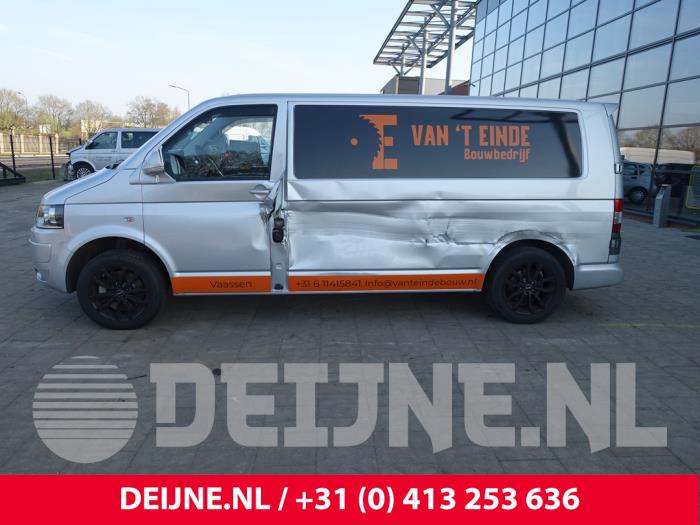 Volkswagen Transporter T5 2.0 BiTDI DRF Épave (2011, Métallisé, Gris argenté)