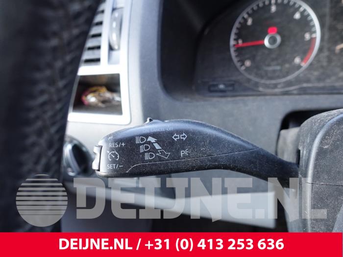 Volkswagen Transporter T5 2.0 BiTDI DRF Épave (2011, Métallisé, Gris argenté)