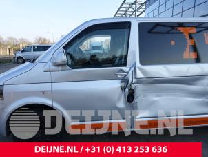 Volkswagen Transporter T5 2.0 BiTDI DRF Épave (2011, Métallisé, Gris argenté)