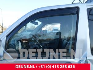Volkswagen Transporter T5 2.0 BiTDI DRF Épave (2011, Métallisé, Gris argenté)