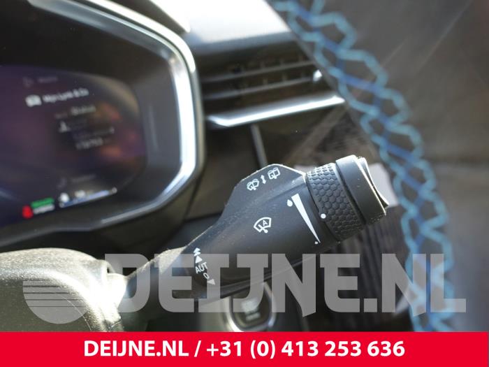 Lynk & Co 01 1.5 PHEV Vehículo de desguace (2021, Negro)
