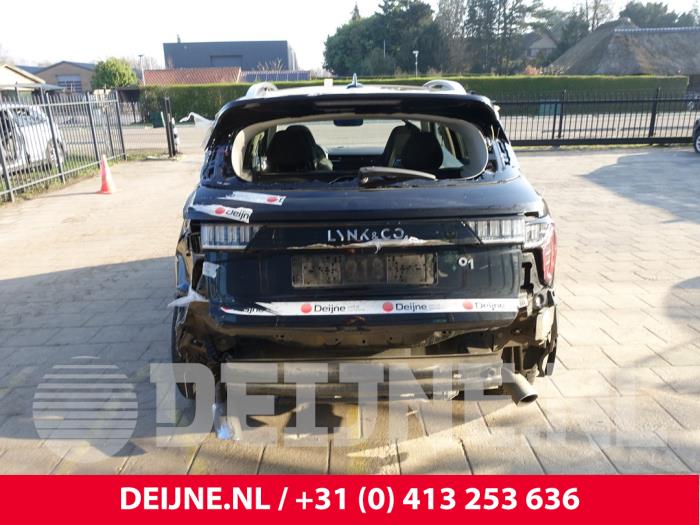 Lynk & Co 01 1.5 PHEV Vehículo de desguace (2021, Negro)