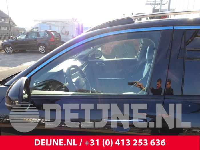 Lynk & Co 01 1.5 PHEV Vehículo de desguace (2021, Negro)