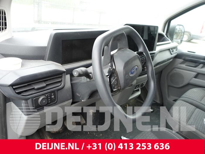 Ford Transit Custom 2.0 EcoBlue 170 Samochód złomowany (2024, Bialy)