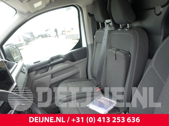 Ford Transit Custom 2.0 EcoBlue 170 Samochód złomowany (2024, Bialy)