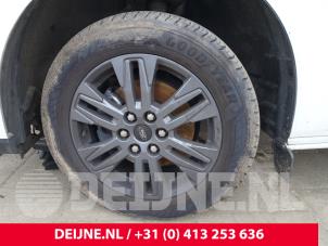 Ford Transit Custom 2.0 EcoBlue 170 Samochód złomowany (2024, Bialy)